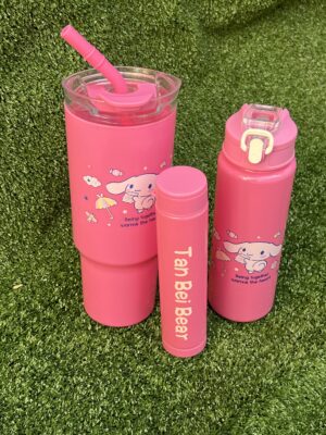 Trío de vaso y botellas