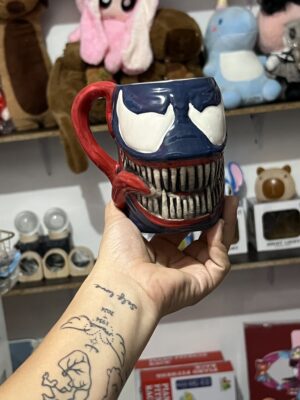 Taza Venom